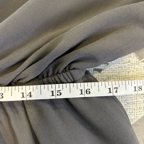 🩶”WHBM” Bluish Gray Long Sleeve Dress w/ White and Gold Floral Embroidery Sz 12🩶 - Picture 13 of 16